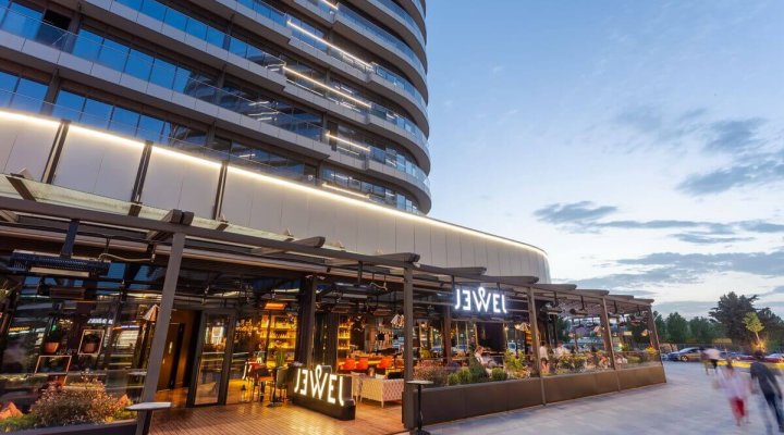 Jewel Restoran & Bar